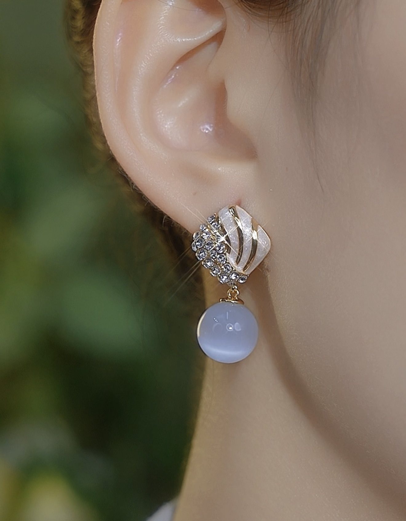 14k Gold-Plated Elegant White Mist Earrings