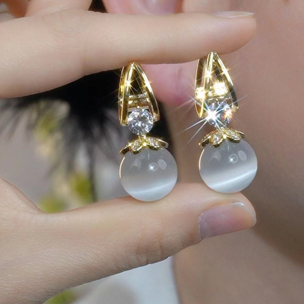 14k Gold Plated Fashion White Moonlight