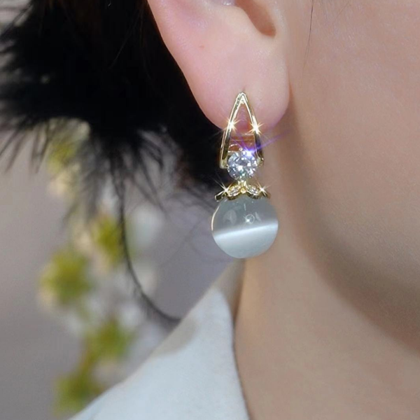 14k Gold Plated Fashion White Moonlight