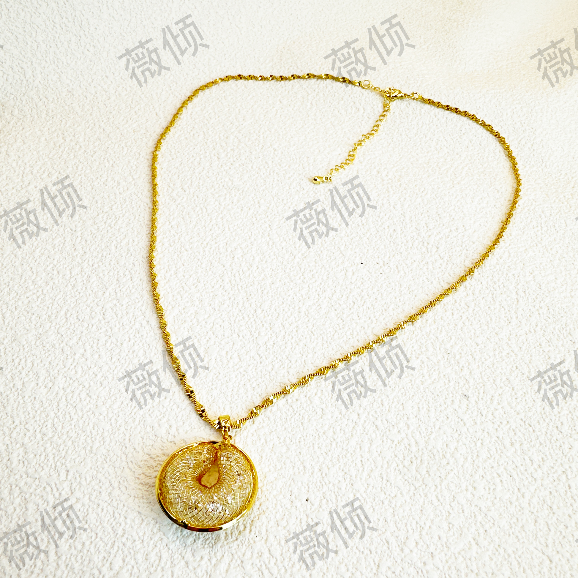 14k Gold Plated Adjustable 45 cm Circle Necklace