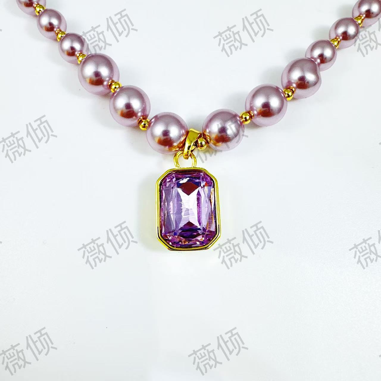Copper Alloy Synthetic Cubic Zirconia Acrylic Princess Necklace