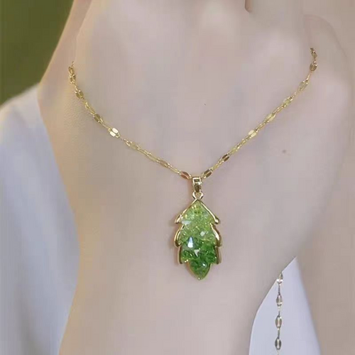 14k Gold Plated Elegant Leaf Necklace